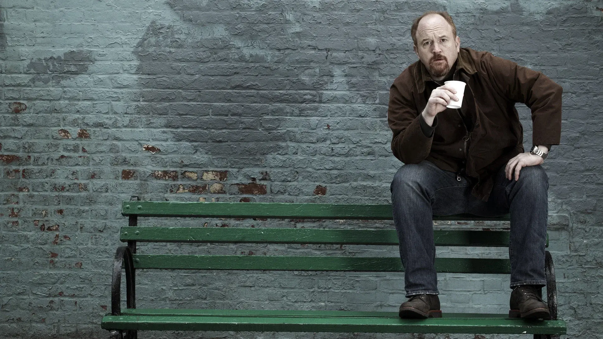 Louie backdrop
