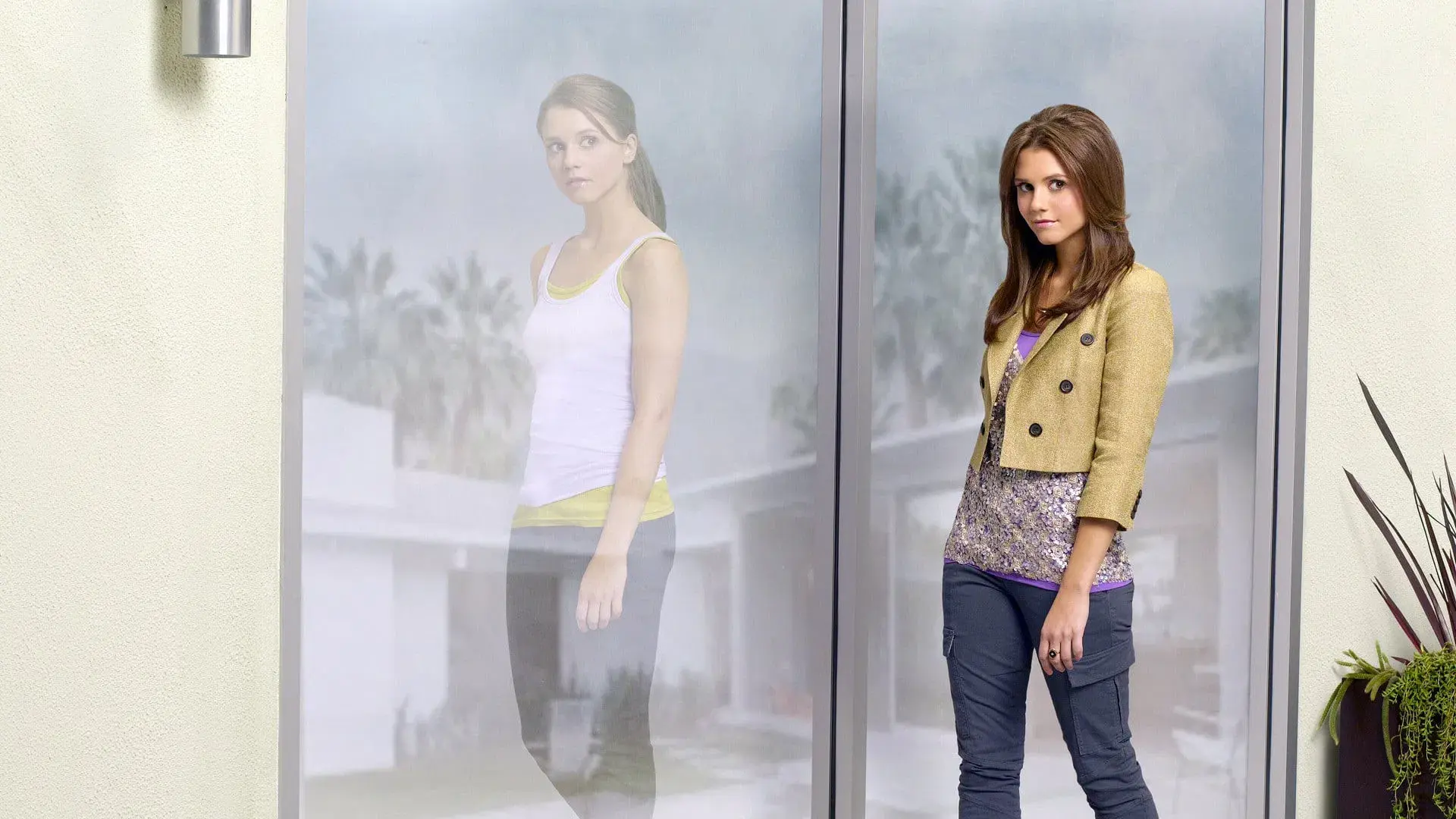 The Lying Game backdrop
