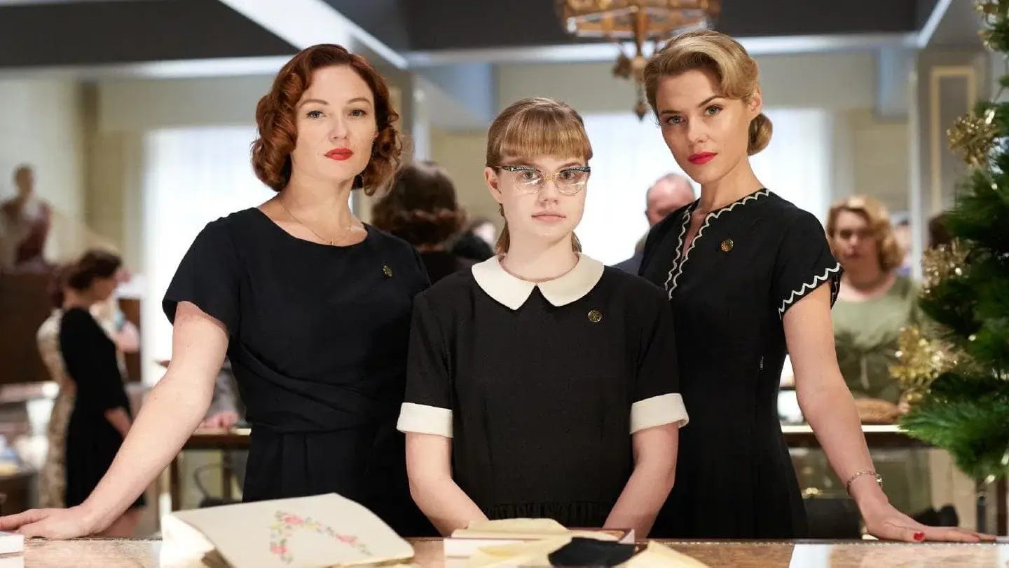Ladies in Black backdrop