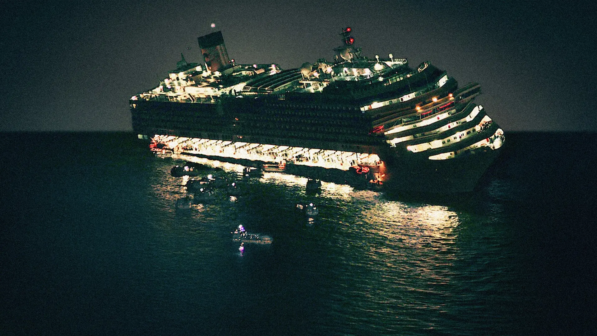 Shipwrecked: Nightmare at Sea backdrop
