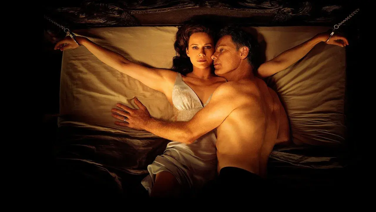 Gerald's Game backdrop