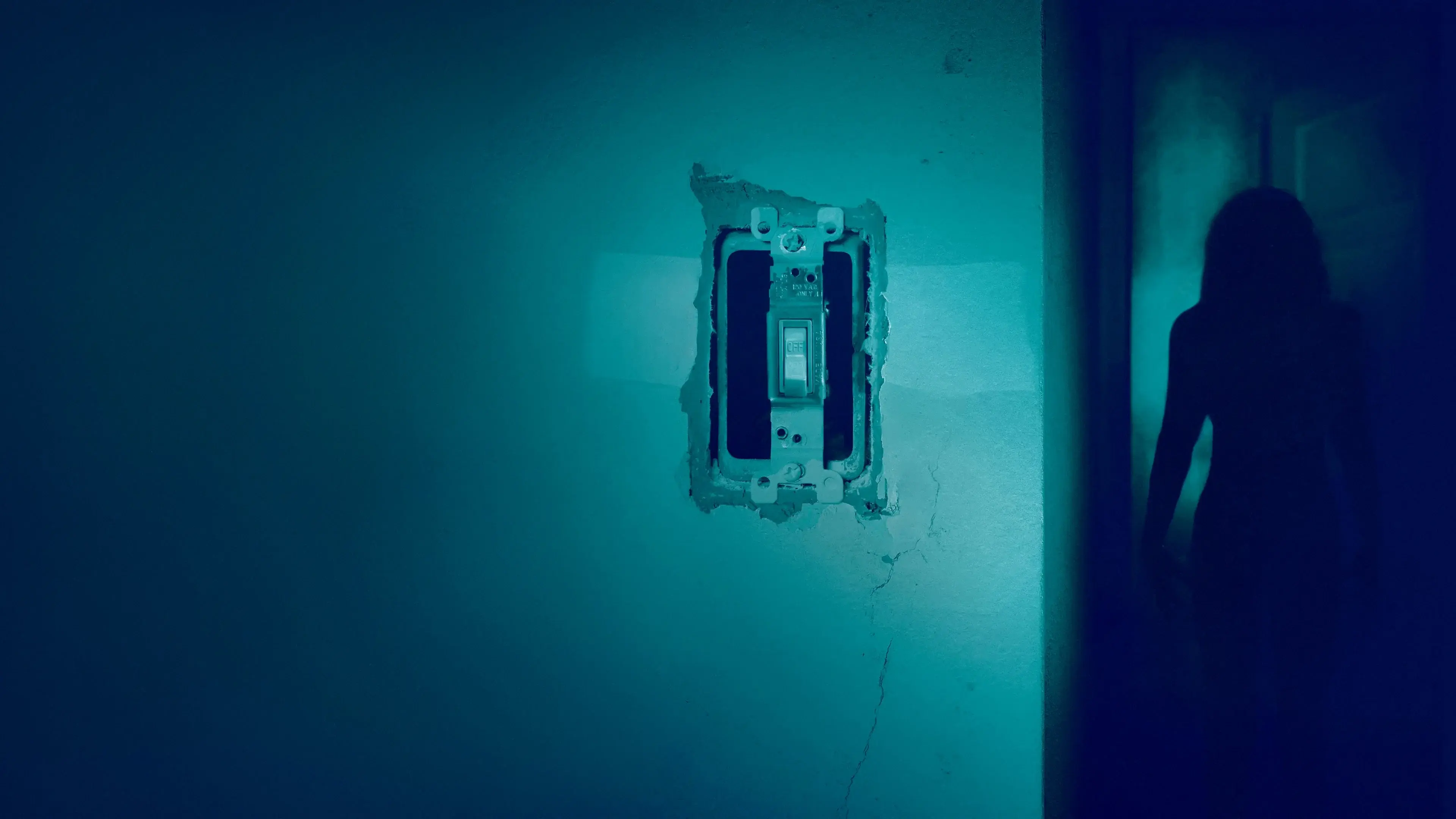 Lights Out backdrop