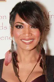 Yasmine Lee