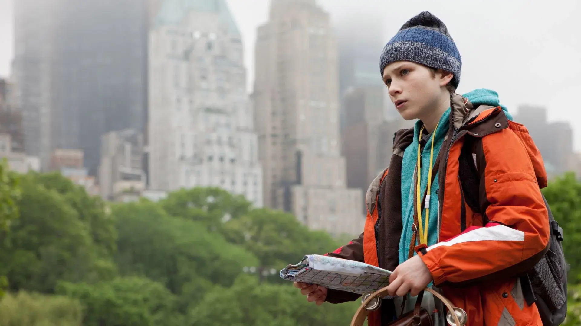 Extremely Loud & Incredibly Close backdrop
